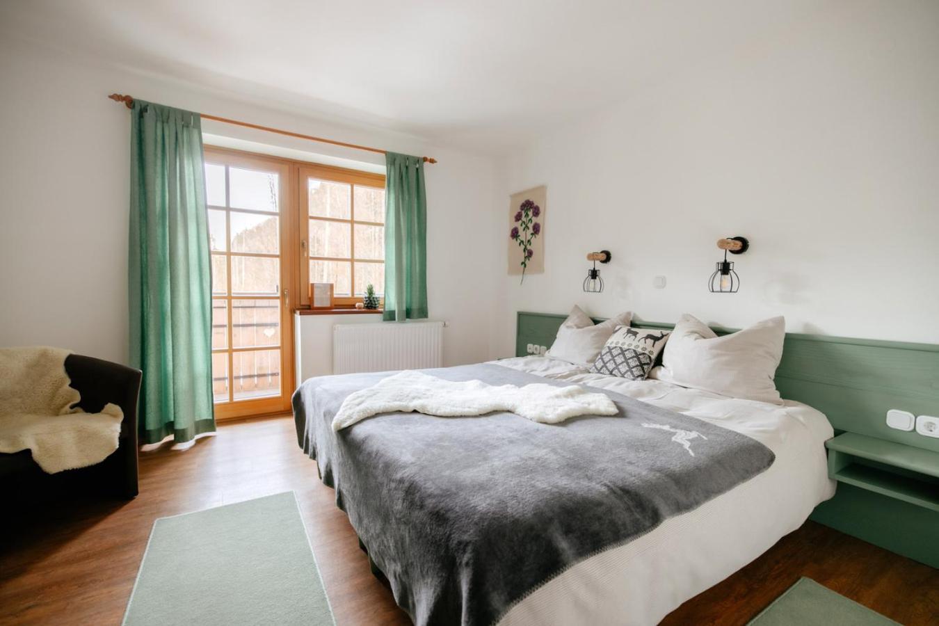 ホテル Eko Hisa-Eco House Na Razpotju Solčava エクステリア 写真
