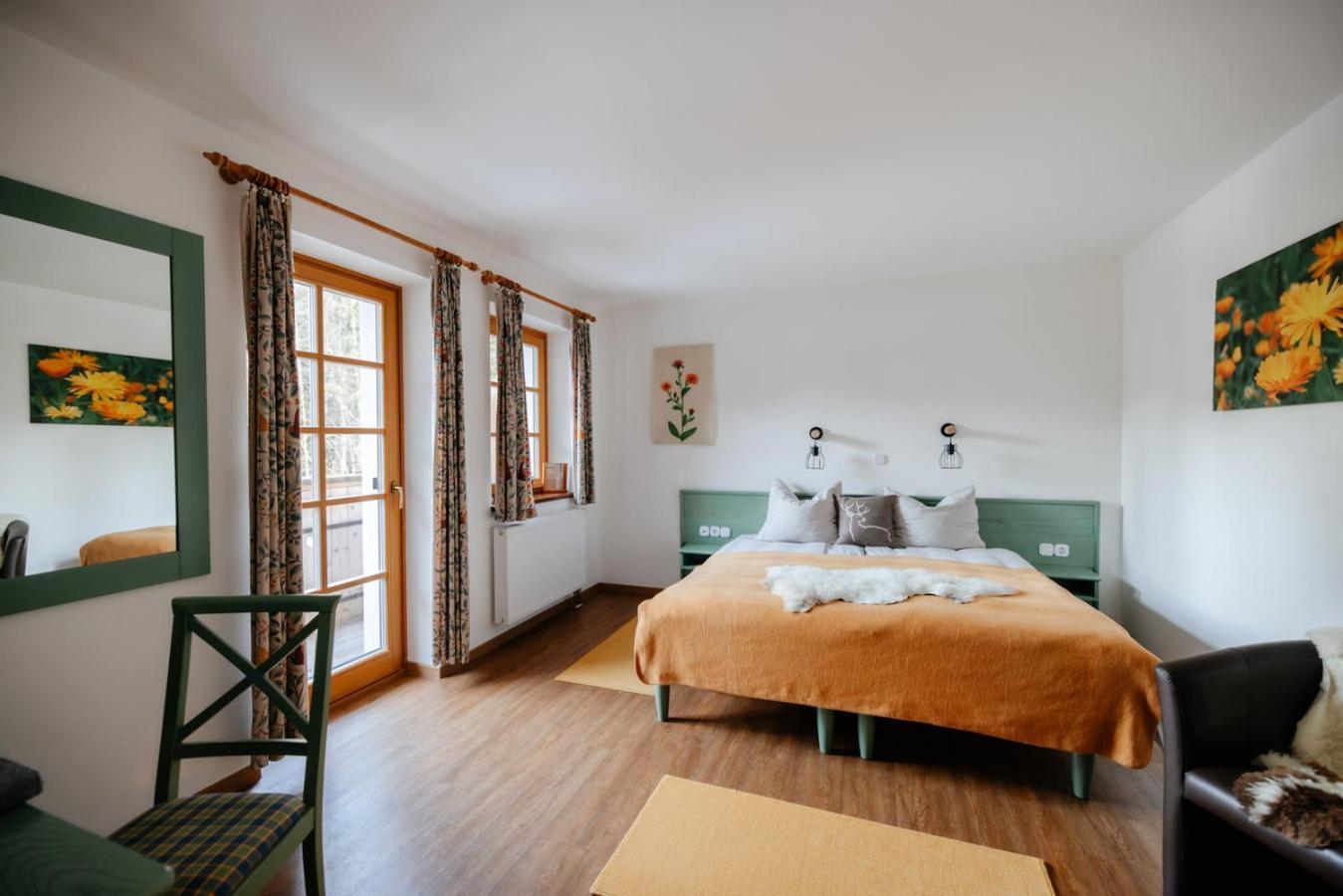 ホテル Eko Hisa-Eco House Na Razpotju Solčava エクステリア 写真